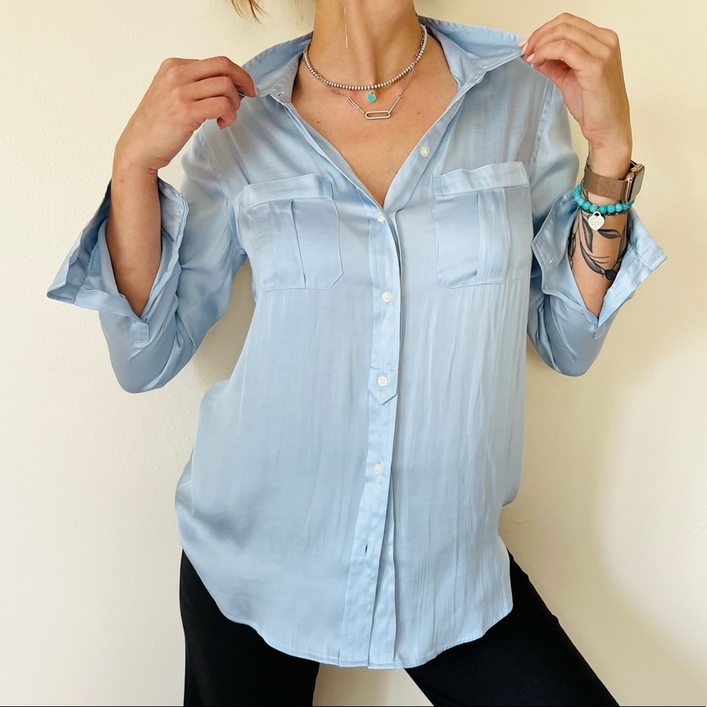Banana Republic Blue Dillon Classic Fit button down Shirt